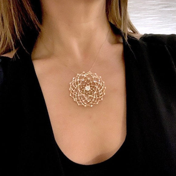 Bird Nest Pendant on Short Light Necklace Chain in 18K Gold - Kura Jewellery