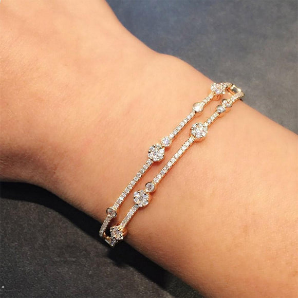 Cassandra Bangle with Diamonds in 18K Gold - Kura Jewellery