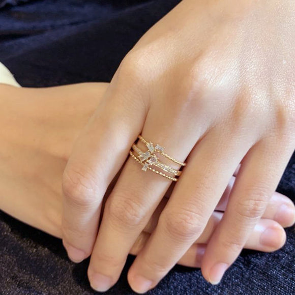 Dotty Baguette Diamonds 3-Rows Ring in 18K Gold - Kura Jewellery
